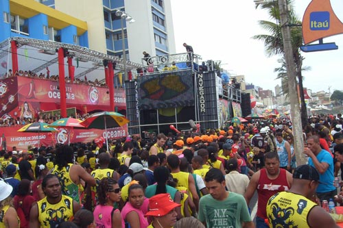 Olodum im Karneval von Salvador 2012